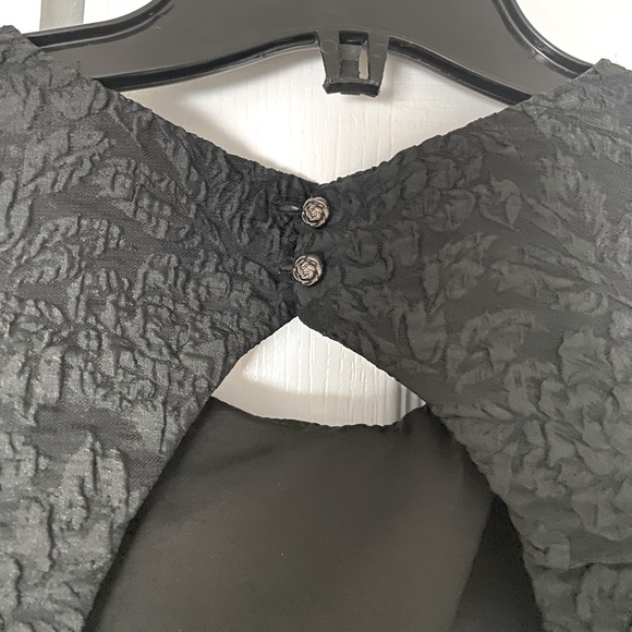 Floral Brocade Fit and Flare dress with Cut Out - Picture 6 of 13